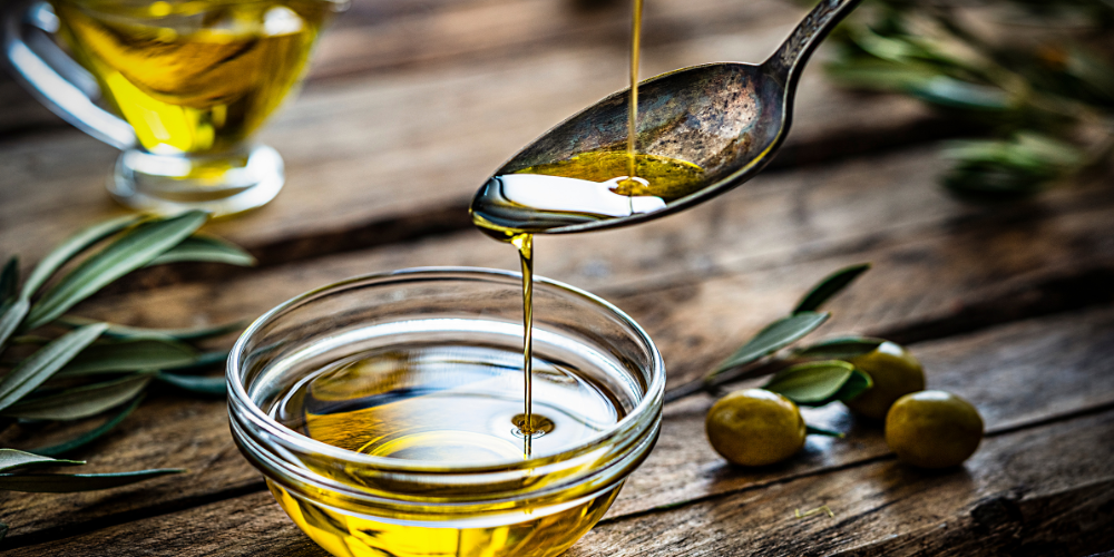 What is olive oil and why is it popular for hair